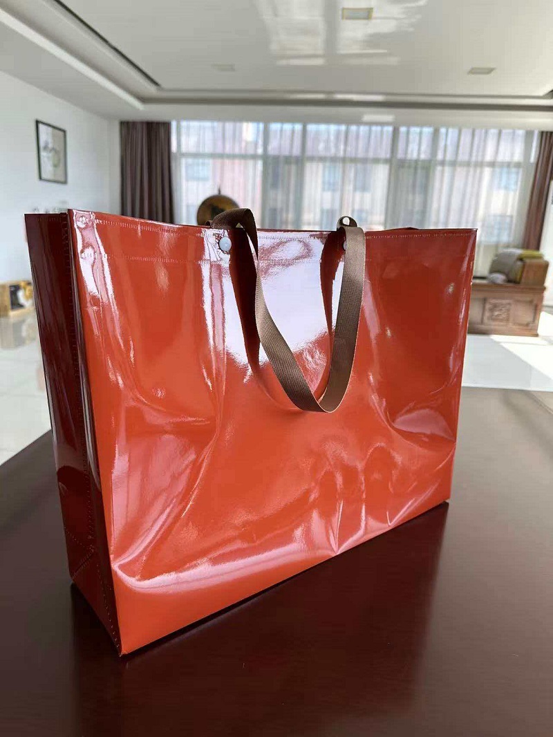 Hiện đã có Túi Tote Quà tặng nhiều lớp PP và PP bóng loáng mới của RGS BACKAGING